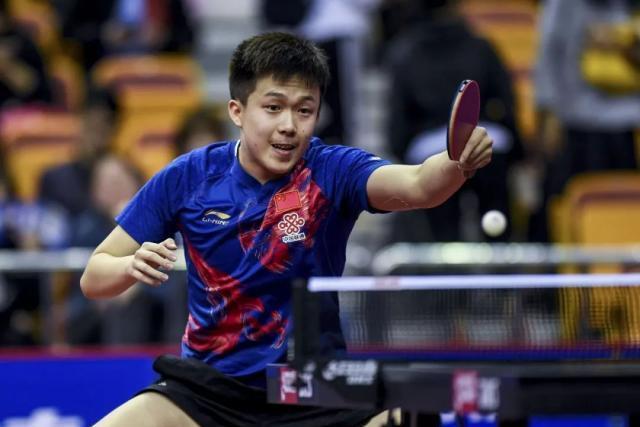 喜极而泣陈芋汐世锦赛10米台第四冠